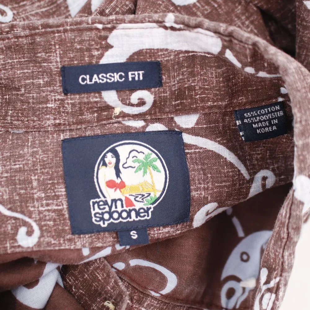 Reyn spooner hawaiian shirt men's small short sleeve reverse print floral camp s